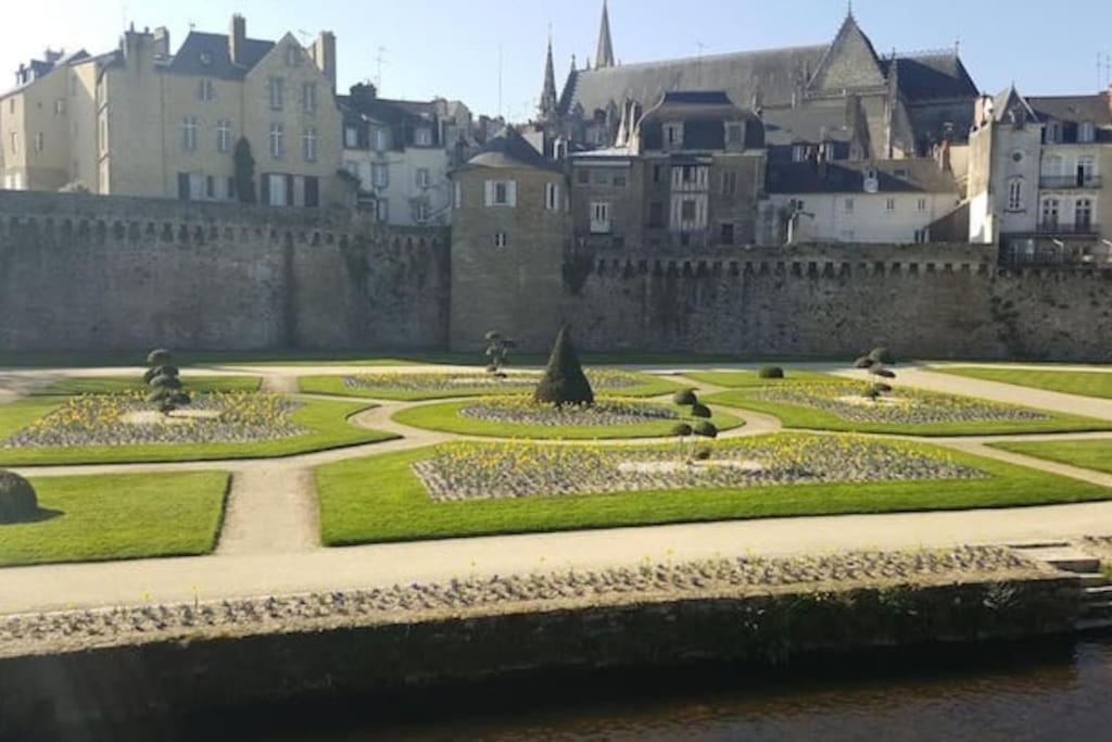 Bel Appartement Vannes Centre Exterior photo